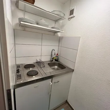 Mit Balkon Im Zentrum Von Appartamento